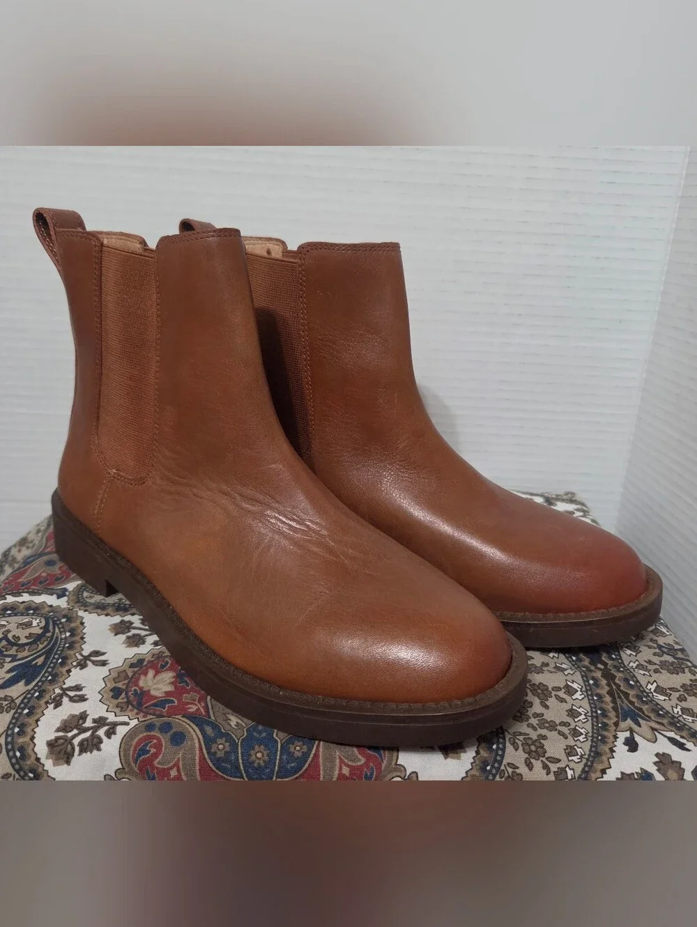 Madewell Women's Chelsea Boots Chestnut Brown Classic Slip-on Size 7.5 Leather